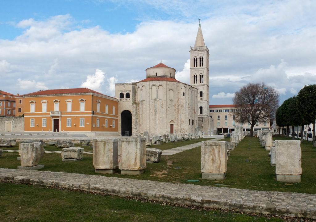 Apartment Domalu Old Town Zadar Exterior photo